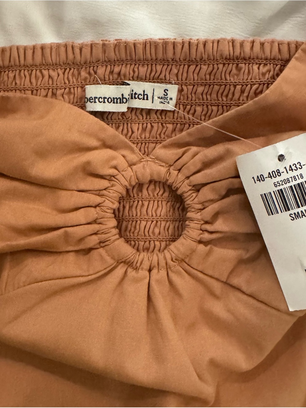 NWT Abercrombie & Fitch Puff Sleeve Poplin O’Ring Crop Top, orange, Size Small - Picture 3 of 12